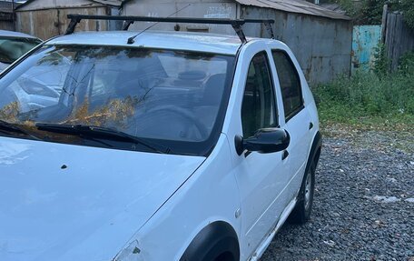 Renault Logan I, 2006 год, 165 000 рублей, 3 фотография