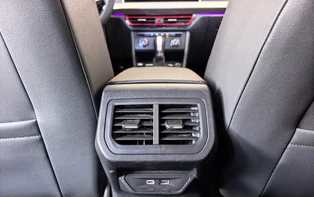 Volkswagen Lavida, 2023 год, 1 052 000 рублей, 13 фотография