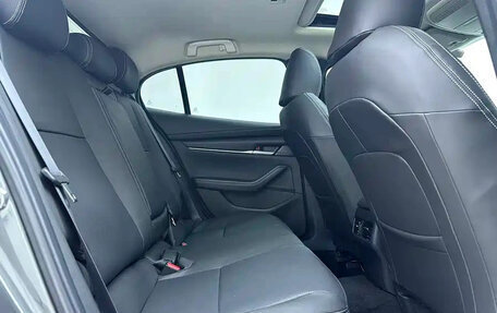 Mazda 3, 2023 год, 1 330 013 рублей, 17 фотография