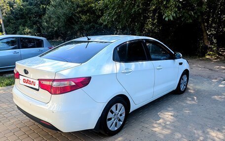 KIA Rio III рестайлинг, 2011 год, 900 000 рублей, 4 фотография