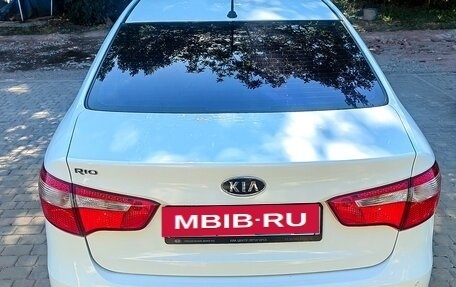 KIA Rio III рестайлинг, 2011 год, 900 000 рублей, 5 фотография