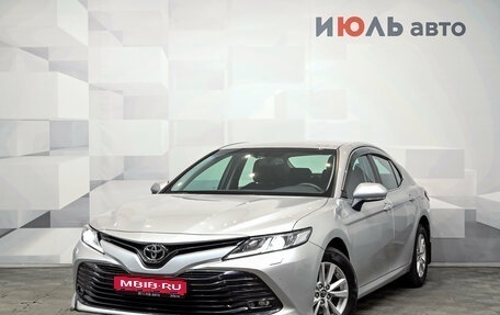Toyota Camry, 2019 год, 2 850 000 рублей, 1 фотография
