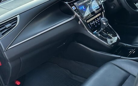 Toyota Harrier, 2019 год, 2 300 000 рублей, 16 фотография