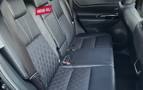 Toyota Harrier, 2019 год, 2 300 000 рублей, 24 фотография