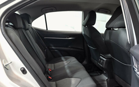 Toyota Camry, 2019 год, 2 850 000 рублей, 19 фотография