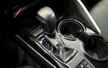 Toyota Camry, 2019 год, 2 850 000 рублей, 16 фотография