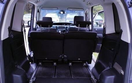 Mazda Biante, 2009 год, 1 100 000 рублей, 12 фотография