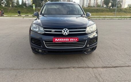 Volkswagen Touareg III, 2014 год, 2 100 000 рублей, 2 фотография