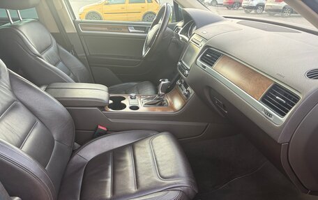 Volkswagen Touareg III, 2014 год, 2 100 000 рублей, 16 фотография