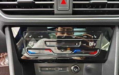 Volkswagen Tiguan II, 2023 год, 2 500 000 рублей, 11 фотография