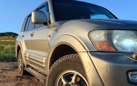 Mitsubishi Pajero III рестайлинг, 2002 год, 850 000 рублей, 3 фотография
