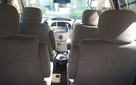 Nissan Presage II, 2005 год, 560 000 рублей, 9 фотография