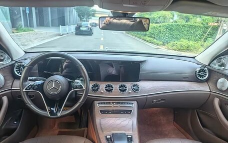 Mercedes-Benz E-Класс, 2022 год, 5 385 000 рублей, 8 фотография