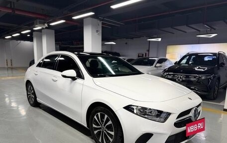 Mercedes-Benz A-Класс, 2020 год, 1 750 000 рублей, 3 фотография