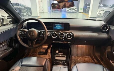 Mercedes-Benz A-Класс, 2020 год, 1 750 000 рублей, 8 фотография