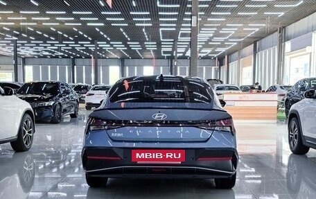 Hyundai Elantra, 2024 год, 1 740 000 рублей, 5 фотография