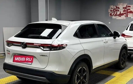 Honda Vezel, 2023 год, 1 780 000 рублей, 4 фотография