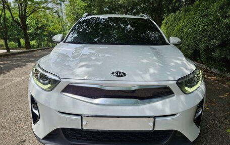 KIA Stonic, 2020 год, 1 206 000 рублей, 2 фотография