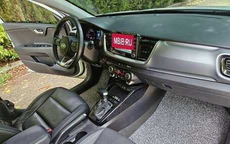 KIA Stonic, 2020 год, 1 206 000 рублей, 14 фотография