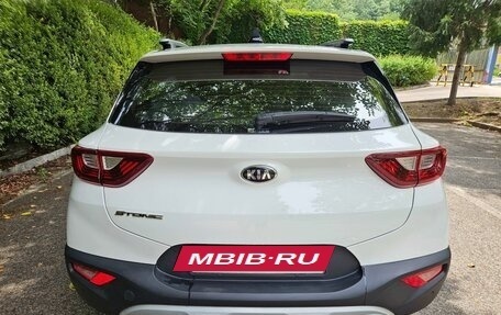 KIA Stonic, 2020 год, 1 206 000 рублей, 5 фотография