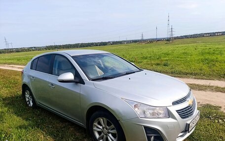 Chevrolet Cruze II, 2013 год, 700 000 рублей, 2 фотография