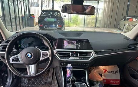 BMW 3 серия, 2022 год, 2 720 000 рублей, 10 фотография