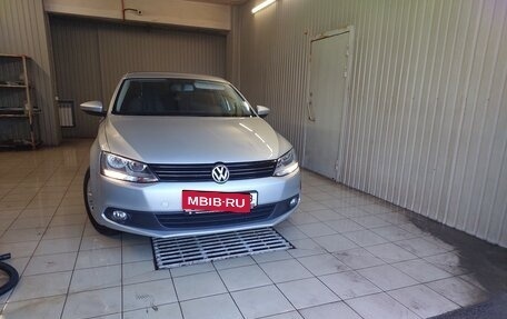 Volkswagen Jetta VI, 2011 год, 1 220 000 рублей, 8 фотография