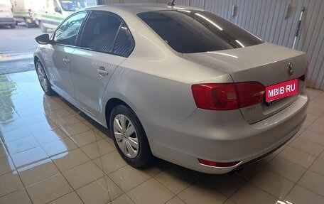 Volkswagen Jetta VI, 2011 год, 1 220 000 рублей, 5 фотография