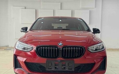 BMW 1 серия, 2022 год, 2 030 000 рублей, 2 фотография