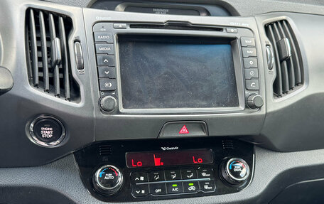 KIA Sportage III, 2011 год, 1 050 000 рублей, 11 фотография