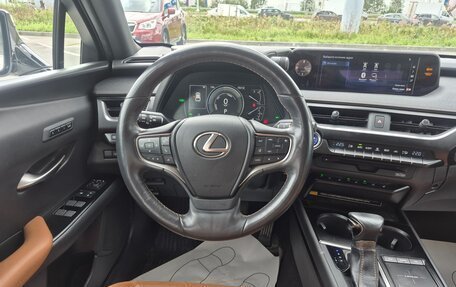 Lexus UX I, 2019 год, 3 519 900 рублей, 14 фотография