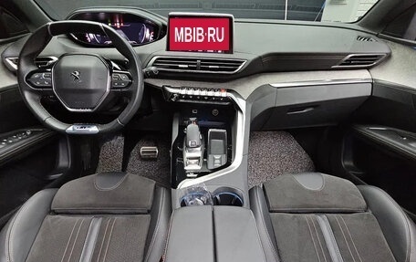 Peugeot 3008 II, 2023 год, 1 580 123 рублей, 5 фотография