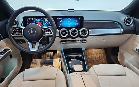 Mercedes-Benz GLB, 2023 год, 3 253 123 рублей, 5 фотография