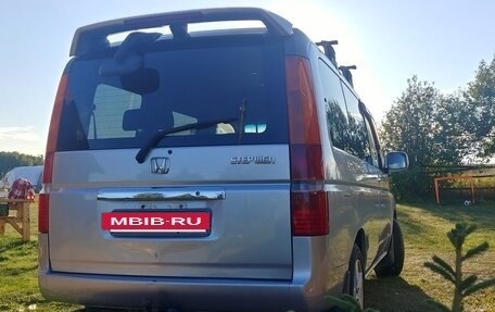 Honda Stepwgn II рестайлинг, 2003 год, 940 000 рублей, 6 фотография