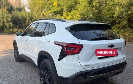 Chevrolet Trax, 2023 год, 1 980 000 рублей, 7 фотография