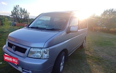Honda Stepwgn II рестайлинг, 2003 год, 940 000 рублей, 13 фотография