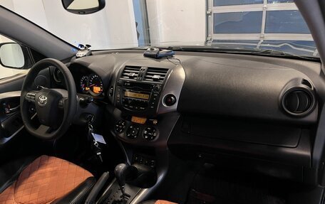 Toyota RAV4, 2012 год, 1 170 000 рублей, 12 фотография