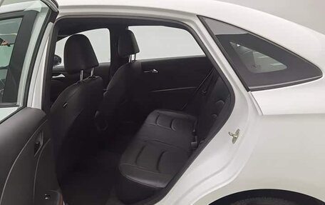 Chevrolet Cruze II, 2022 год, 900 000 рублей, 7 фотография