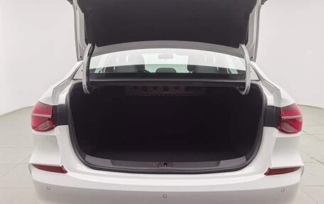 Chevrolet Cruze II, 2022 год, 900 000 рублей, 9 фотография