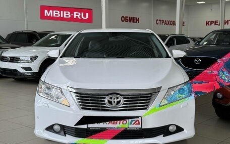 Toyota Camry, 2013 год, 1 370 000 рублей, 2 фотография