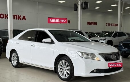 Toyota Camry, 2013 год, 1 370 000 рублей, 3 фотография