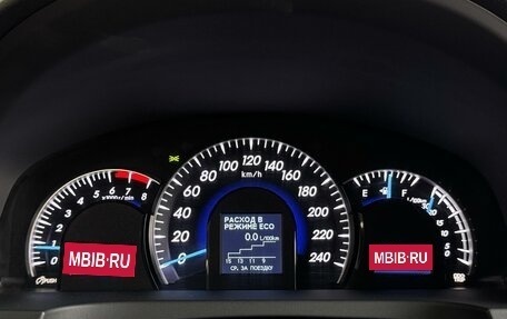 Toyota Camry, 2013 год, 1 370 000 рублей, 16 фотография