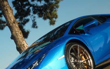 Lamborghini Huracán, 2020 год, 24 000 000 рублей, 2 фотография