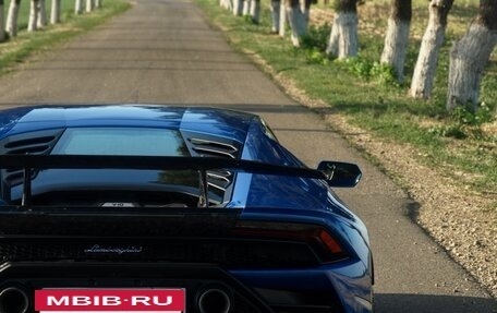 Lamborghini Huracán, 2020 год, 24 000 000 рублей, 3 фотография
