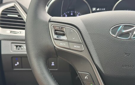 Hyundai Santa Fe III рестайлинг, 2016 год, 1 900 000 рублей, 13 фотография