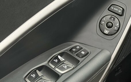 Hyundai Santa Fe III рестайлинг, 2016 год, 1 900 000 рублей, 23 фотография