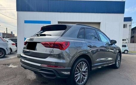 Audi Q3, 2022 год, 1 879 000 рублей, 5 фотография