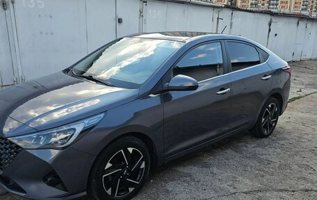 Hyundai Solaris II рестайлинг, 2021 год, 1 485 000 рублей, 4 фотография