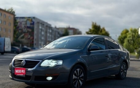 Volkswagen Passat B6, 2007 год, 730 000 рублей, 3 фотография