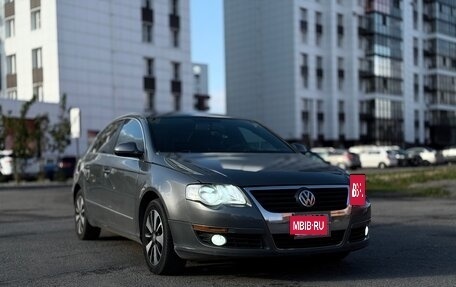 Volkswagen Passat B6, 2007 год, 730 000 рублей, 2 фотография